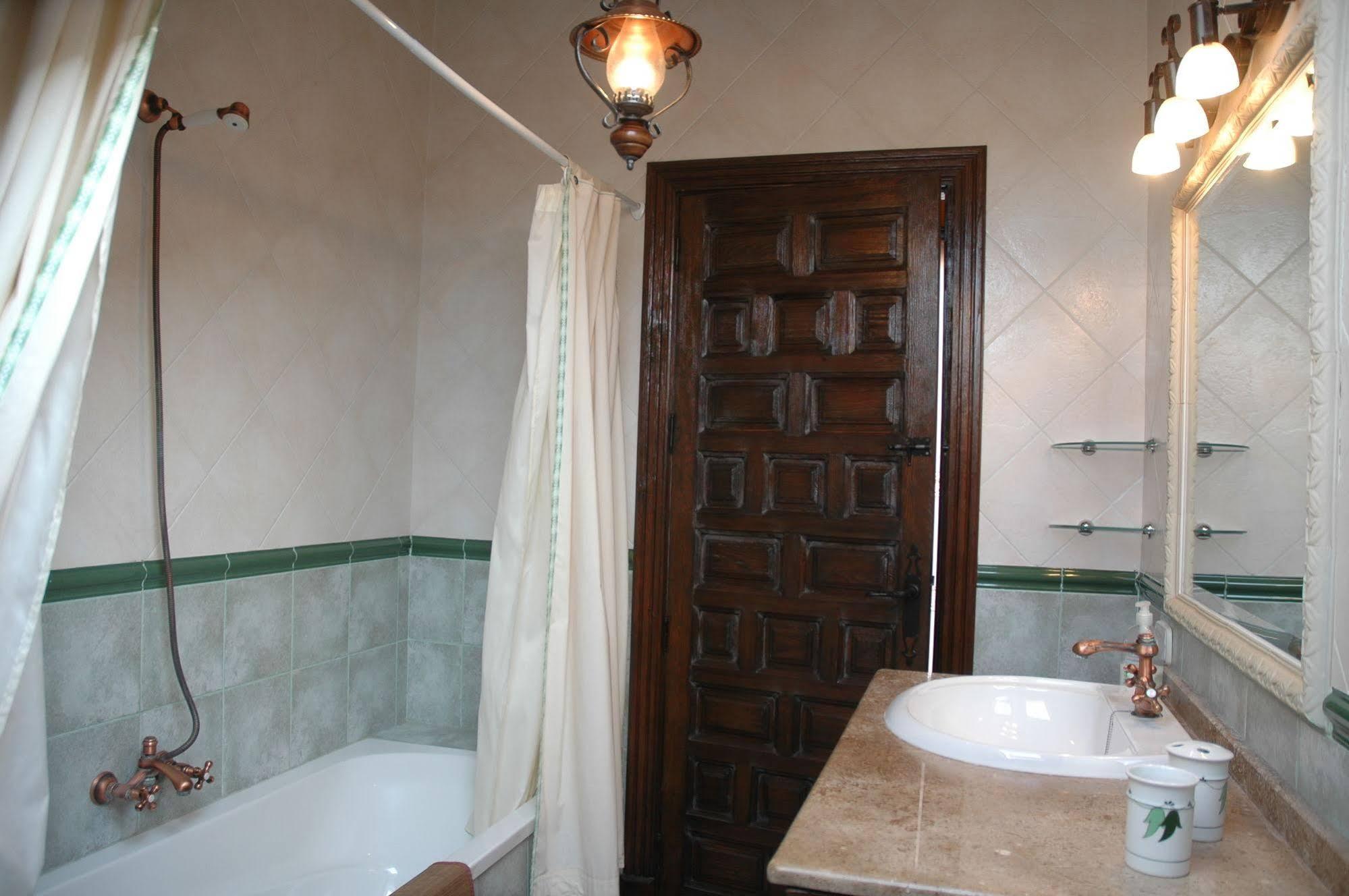 Casa rural de estilo rustico con SPA Almagro Esterno foto