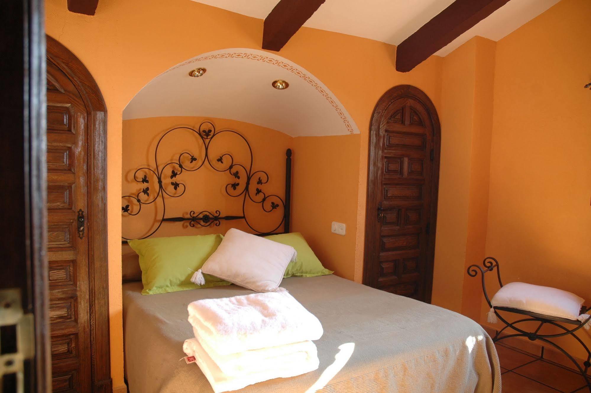 Casa rural de estilo rustico con SPA Almagro Esterno foto